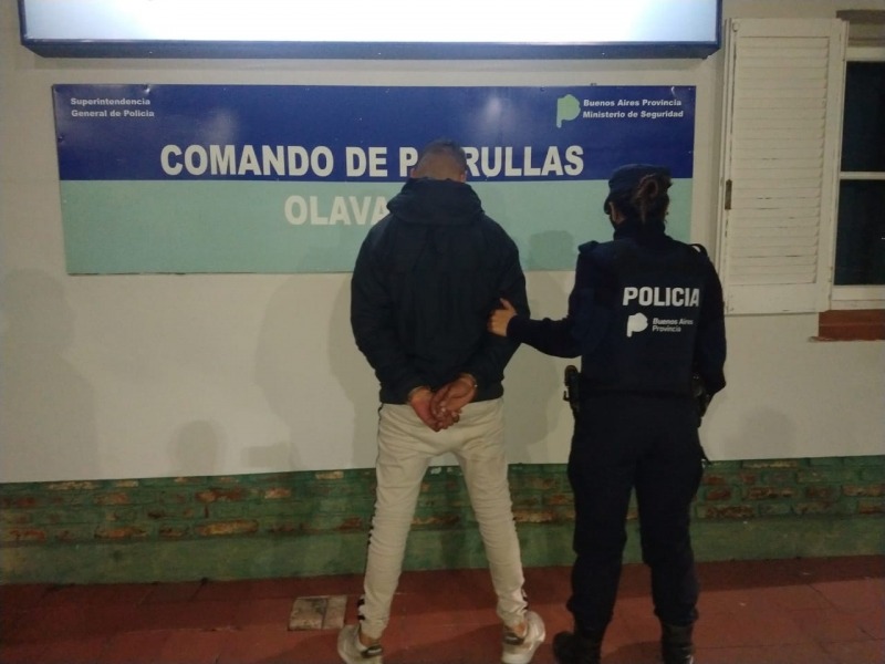 Aprehendido por violar restriccin de acercamiento